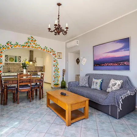 The Lemon Tree Apartamento *