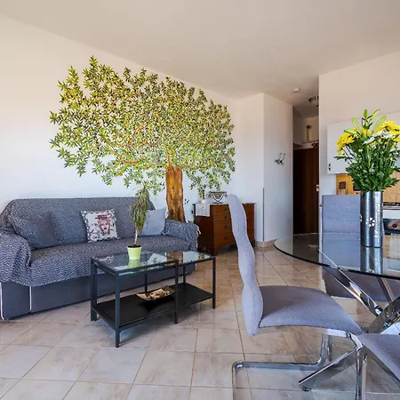 The Lemon Tree Apartamento Taormina