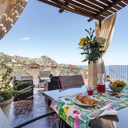 The Lemon Tree Taormina