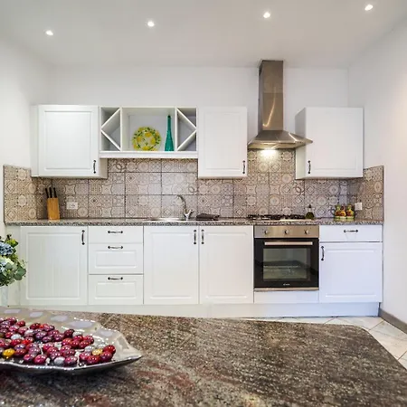 The Lemon Tree Apartament Taormina