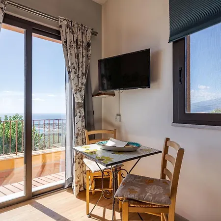 The Lemon Tree Taormina