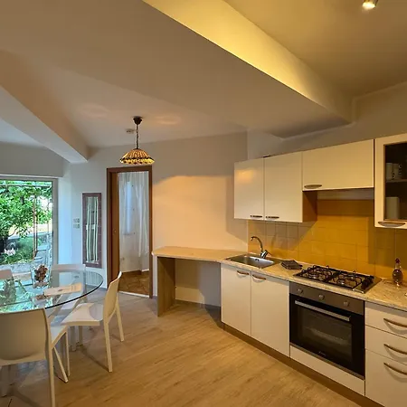 Apartament The Lemon Tree *